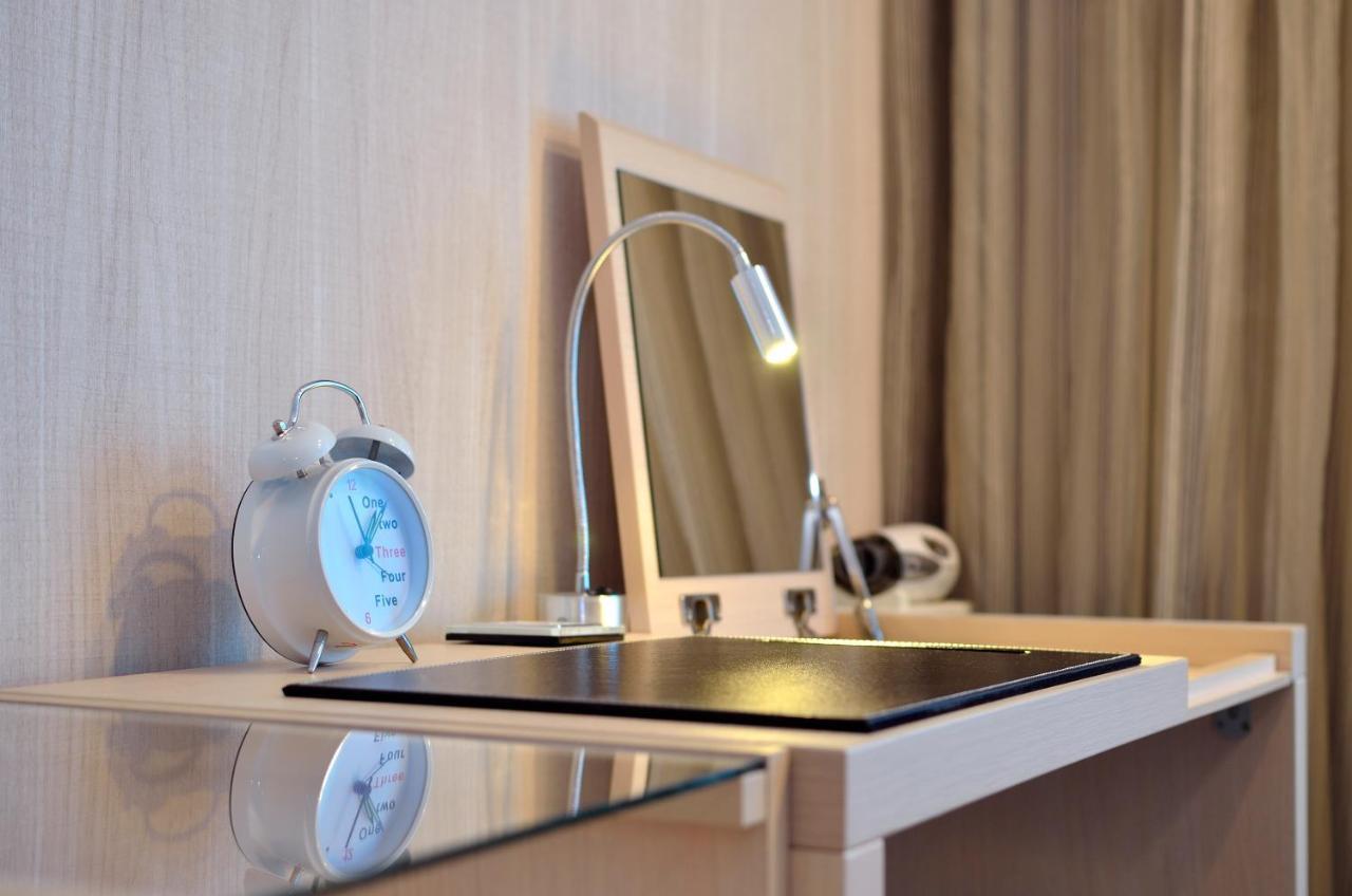 Yomi Hotel - Shuanglian Mrt Tajpej Zewnętrze zdjęcie