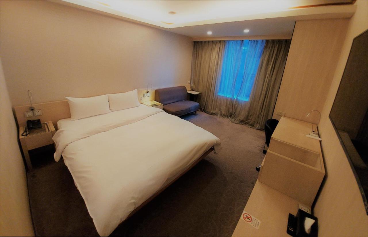 Yomi Hotel - Shuanglian Mrt Tajpej Zewnętrze zdjęcie